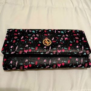 Adrienne Vittadini Wallet